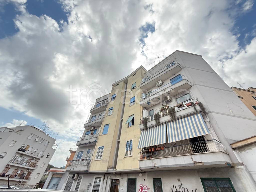 appartamento in vendita a Roma in zona Prenestino-Centocelle