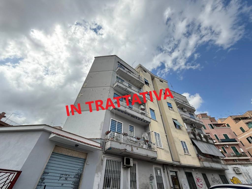 appartamento in vendita a Roma in zona Prenestino-Centocelle
