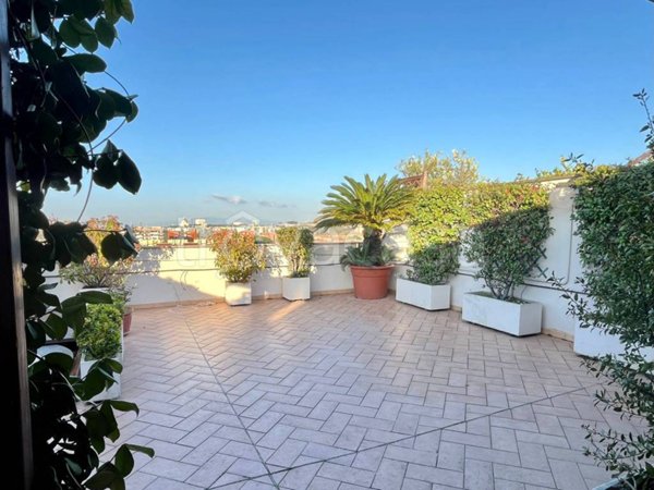 appartamento in vendita a Roma in zona Torrino