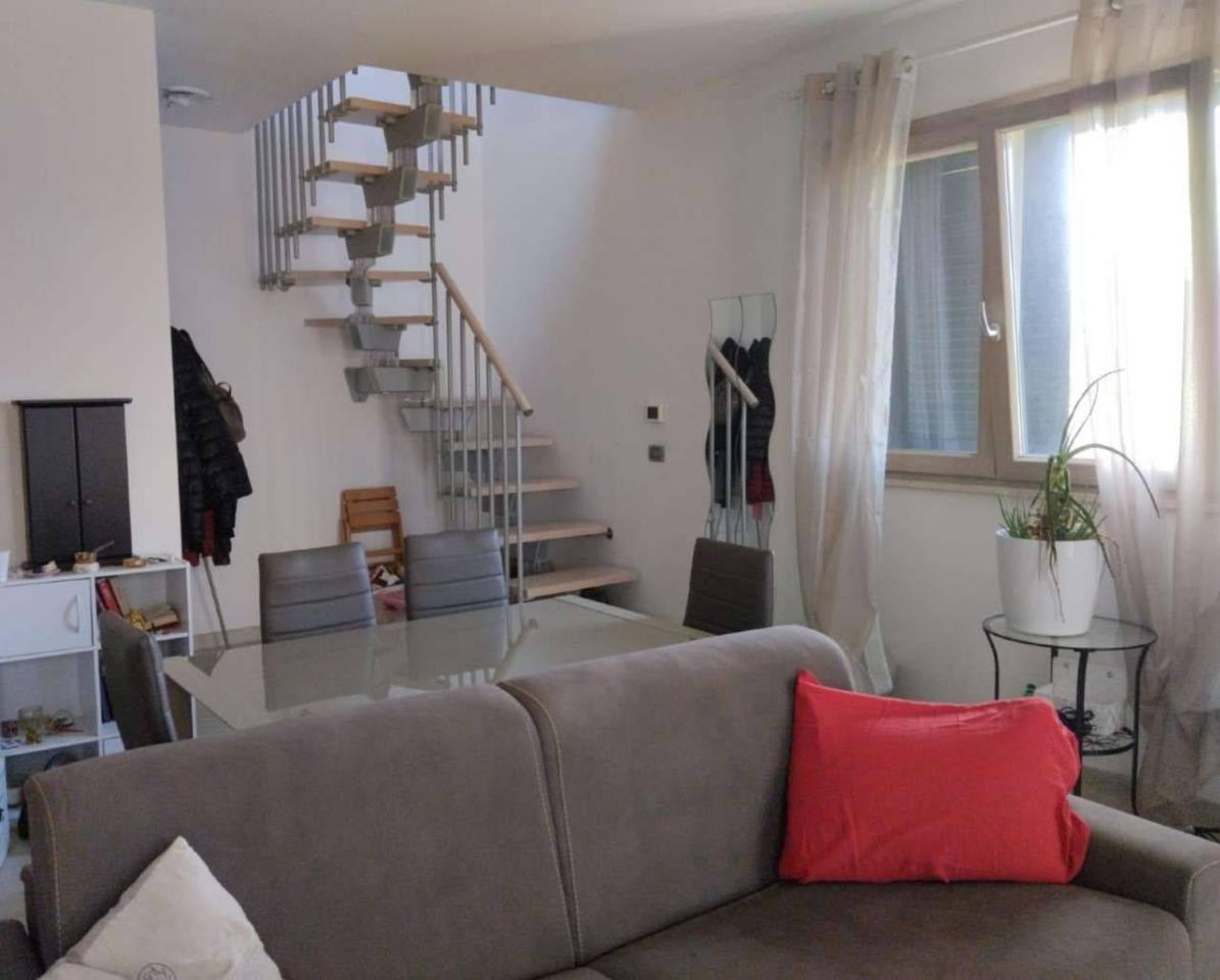 appartamento in vendita a Roma in zona Lunghezza