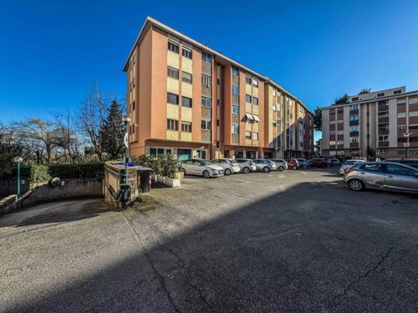 appartamento in vendita a Roma in zona Mostacciano