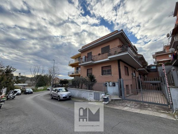 appartamento in vendita a Roma in zona Casalotti