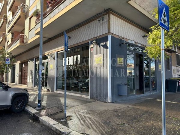 negozio in vendita a Roma in zona Ostia