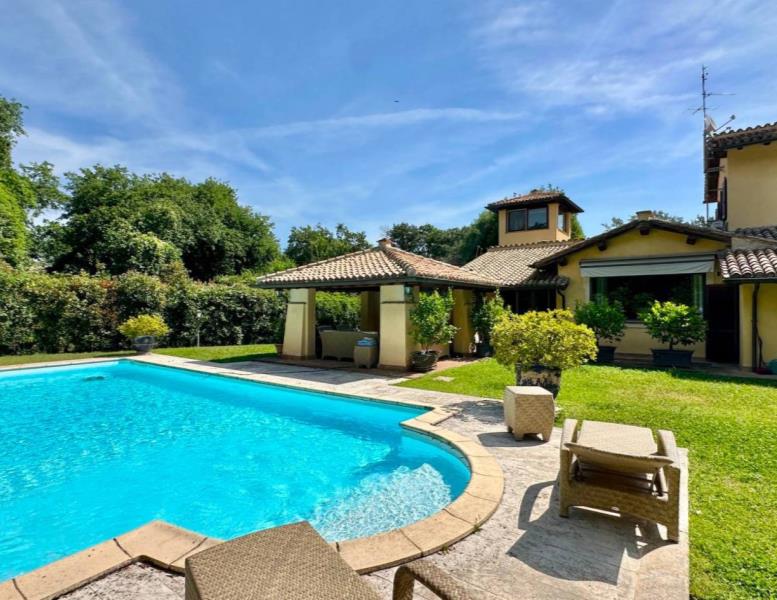 casa indipendente in vendita a Roma in zona Olgiata