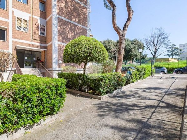 appartamento in vendita a Roma in zona Don Bosco