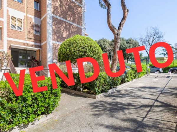 appartamento in vendita a Roma in zona Cinecittà