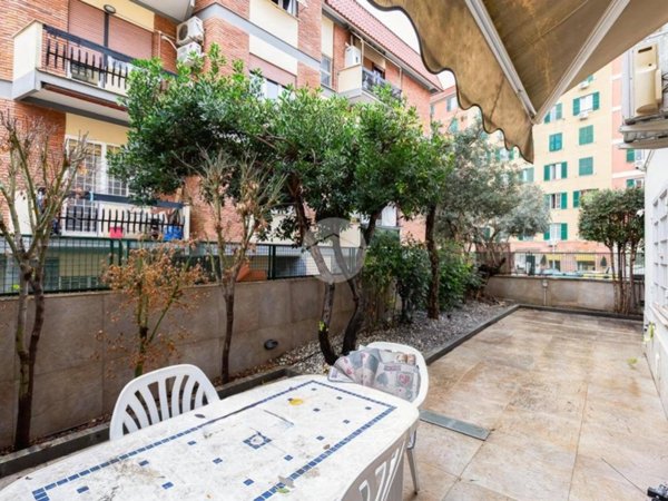 appartamento in vendita a Roma in zona Tuscolano