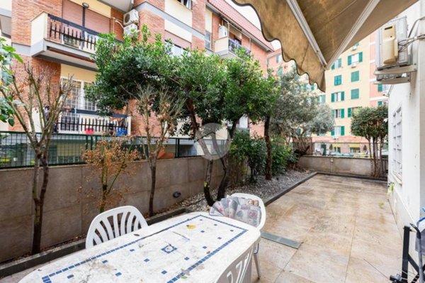 appartamento in vendita a Roma in zona Tuscolano
