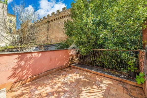 appartamento in vendita a Roma in zona Rione Borgo