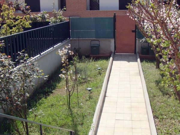 casa indipendente in vendita a Roma in zona Castelverde