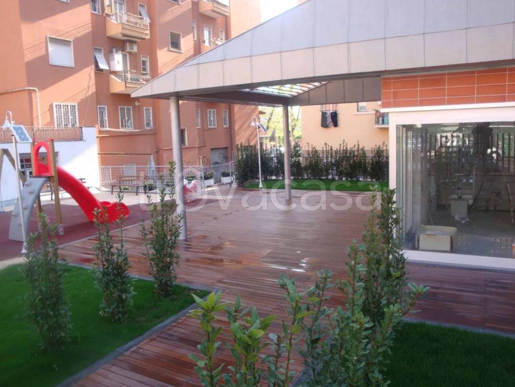 appartamento in vendita a Roma in zona Portuense