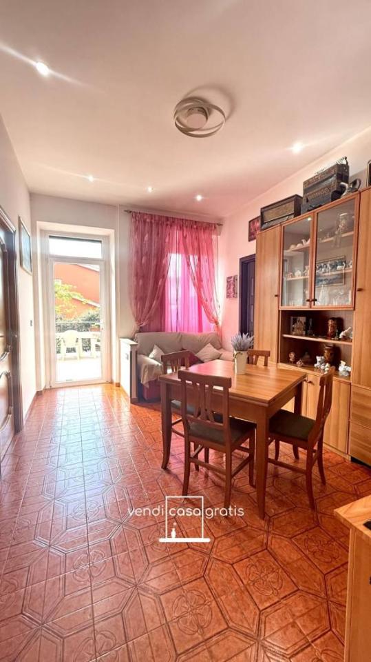 appartamento in vendita a Roma in zona Tor Cervara