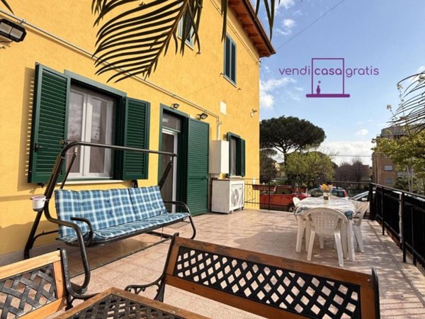 appartamento in vendita a Roma in zona Tor Cervara