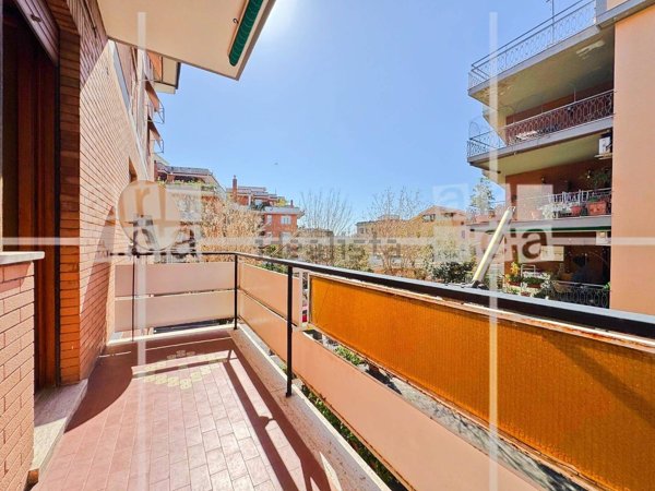 appartamento in vendita a Roma in zona Portuense