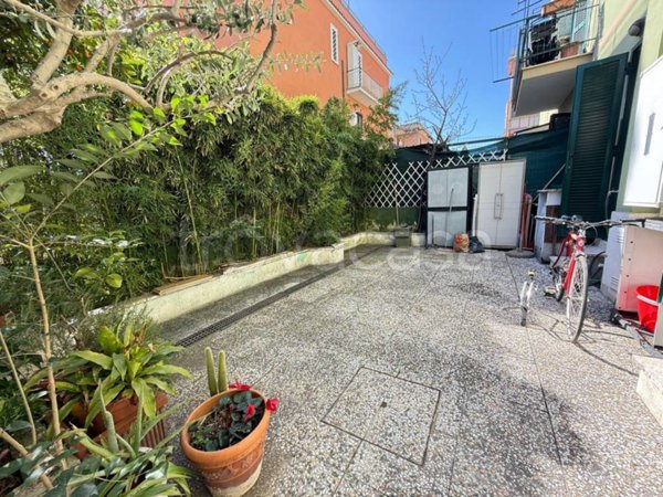 appartamento in vendita a Roma in zona Prenestino-Centocelle