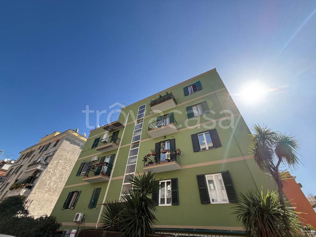 appartamento in vendita a Roma in zona Prenestino-Centocelle