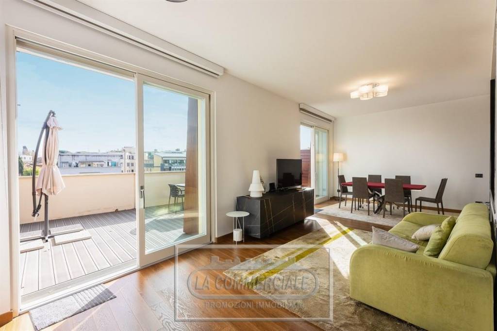 appartamento in vendita a Roma in zona San Saba - Ripa