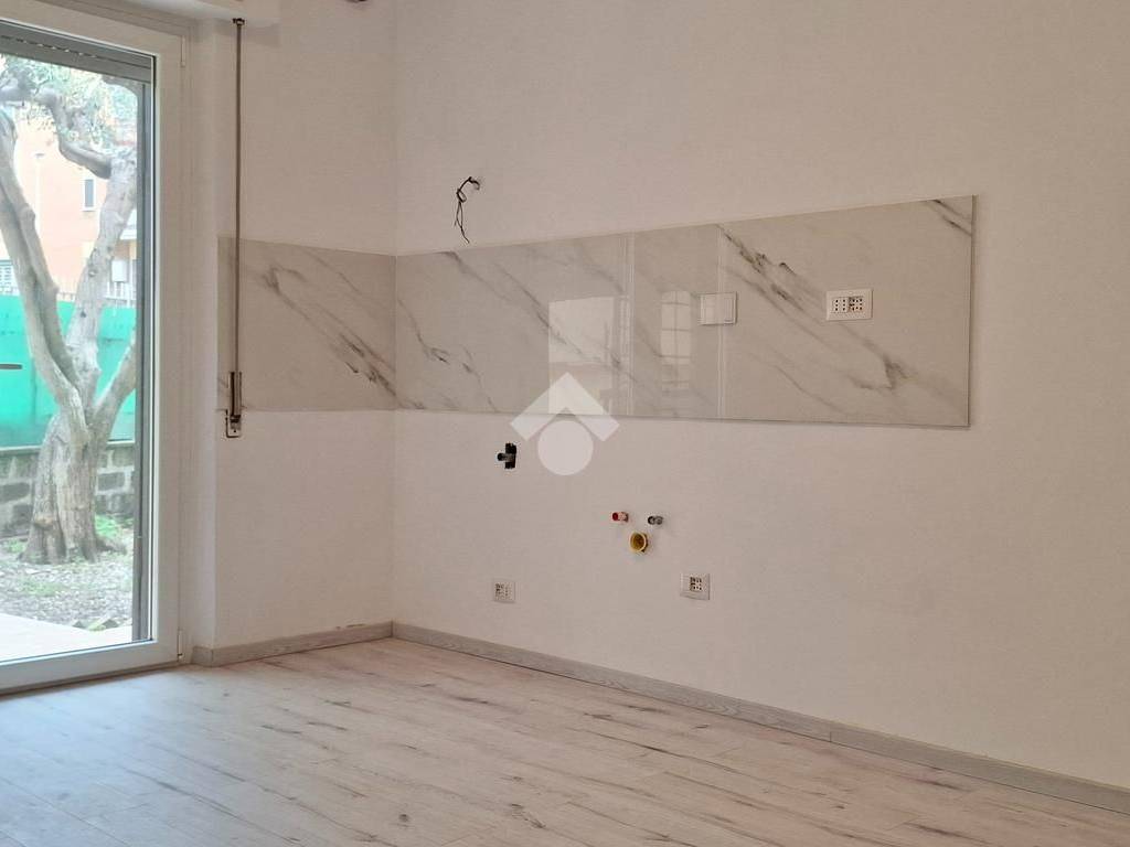 appartamento in vendita a Roma in zona Ostia
