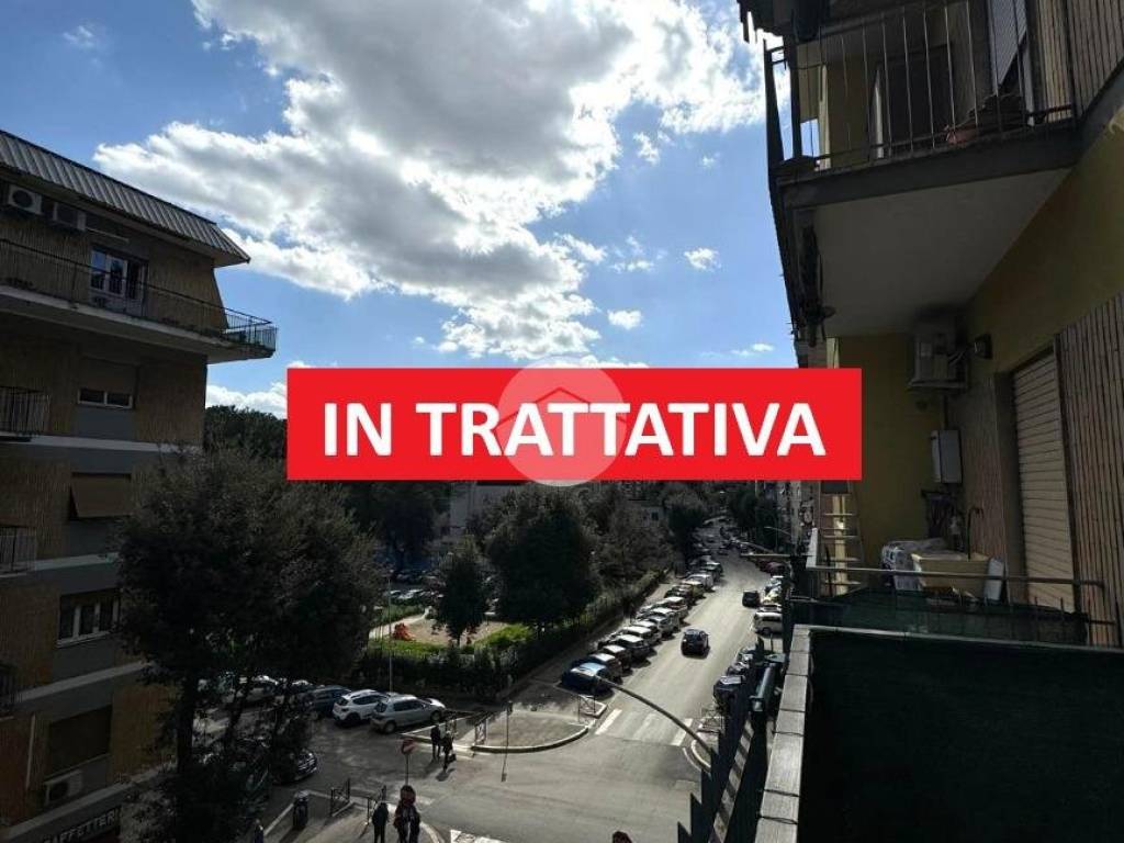 appartamento in vendita a Roma in zona Prenestino-Labicano
