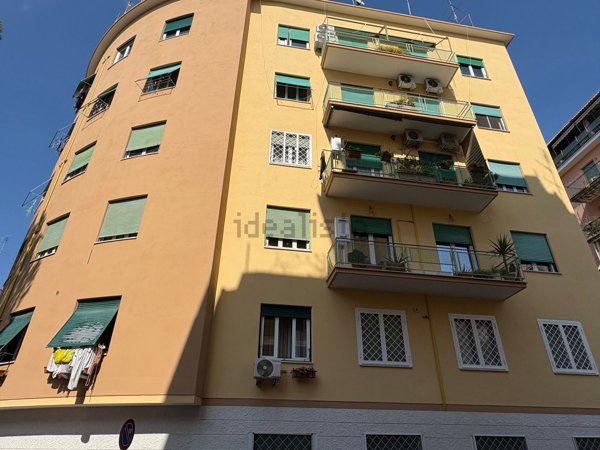 appartamento in vendita a Roma in zona Gianicolense