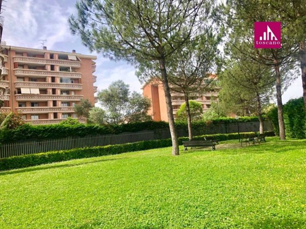 appartamento in vendita a Roma in zona Giardini di Corcolle