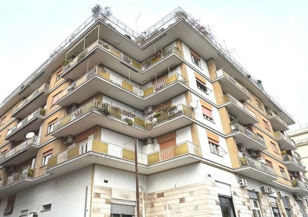 appartamento in vendita a Roma in zona Gianicolense