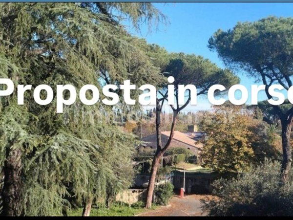appartamento in vendita a Roma in zona Ardeatino