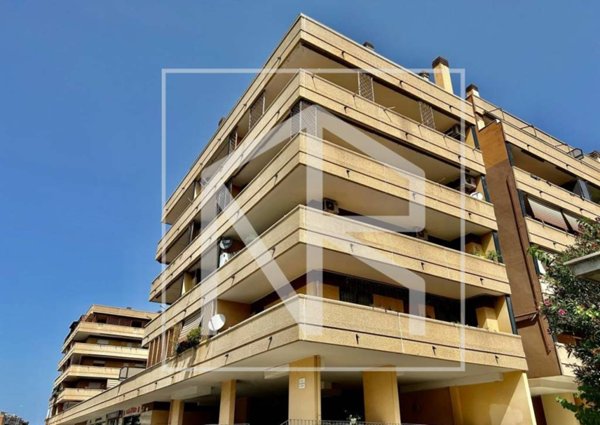 appartamento in vendita a Roma in zona Ponte di Nona