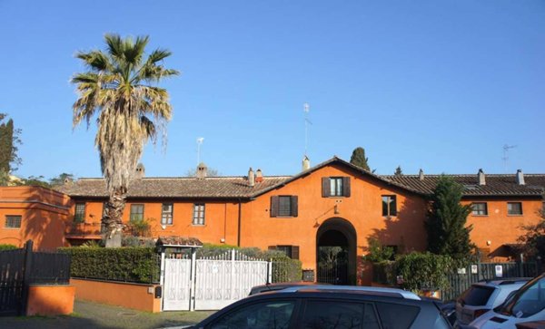 intera palazzina in vendita a Roma in zona Giuliano Dalmata