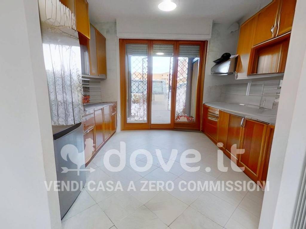 appartamento in vendita a Roma in zona Acilia