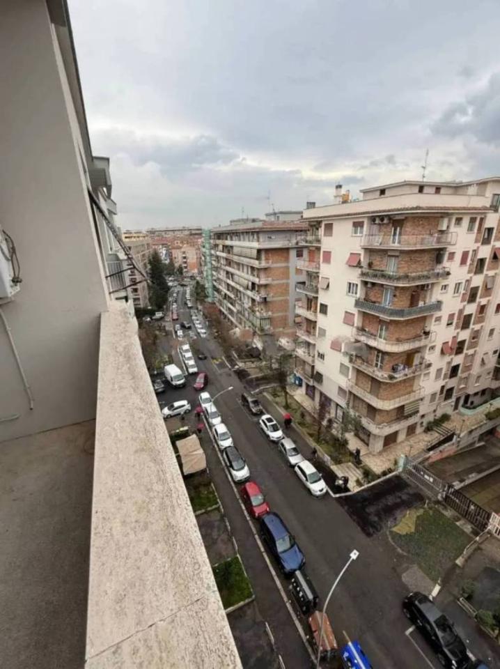 appartamento in vendita a Roma in zona Don Bosco