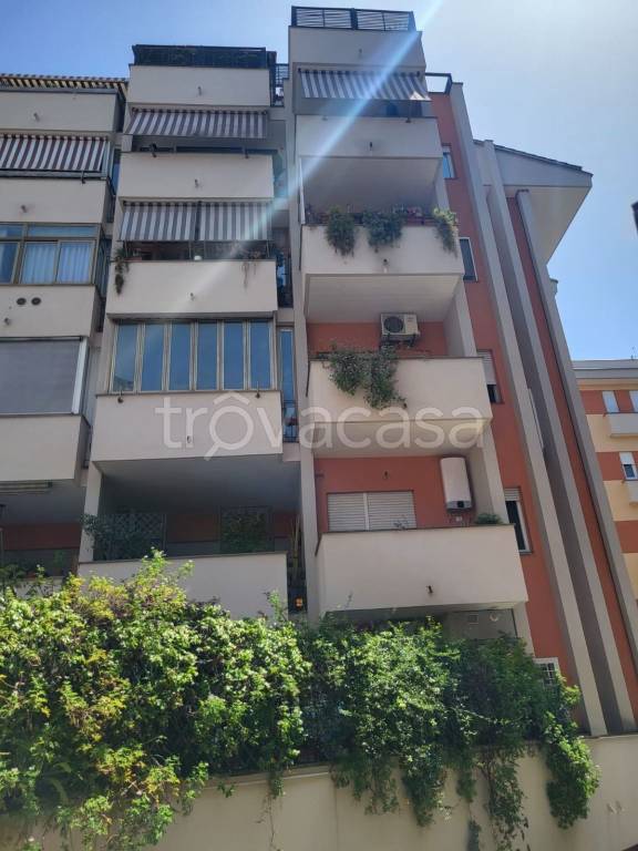 appartamento in vendita a Roma in zona Gianicolense