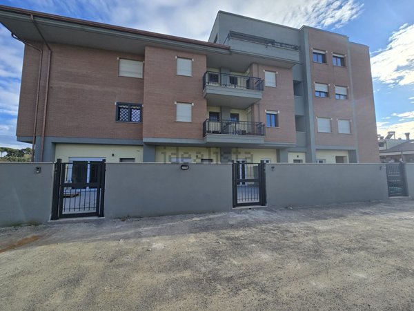 appartamento in vendita a Roma in zona Finocchio