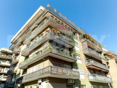 appartamento in vendita a Roma in zona Monte Sacro/Talenti