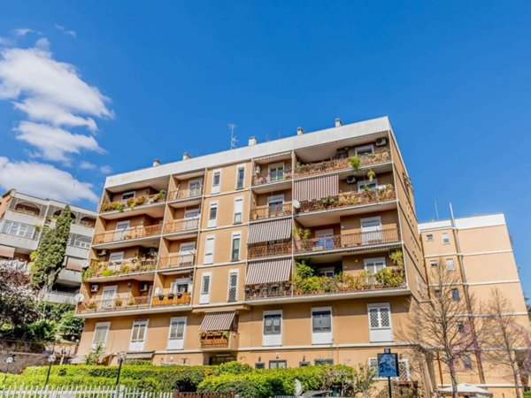 appartamento in vendita a Roma in zona Torrino
