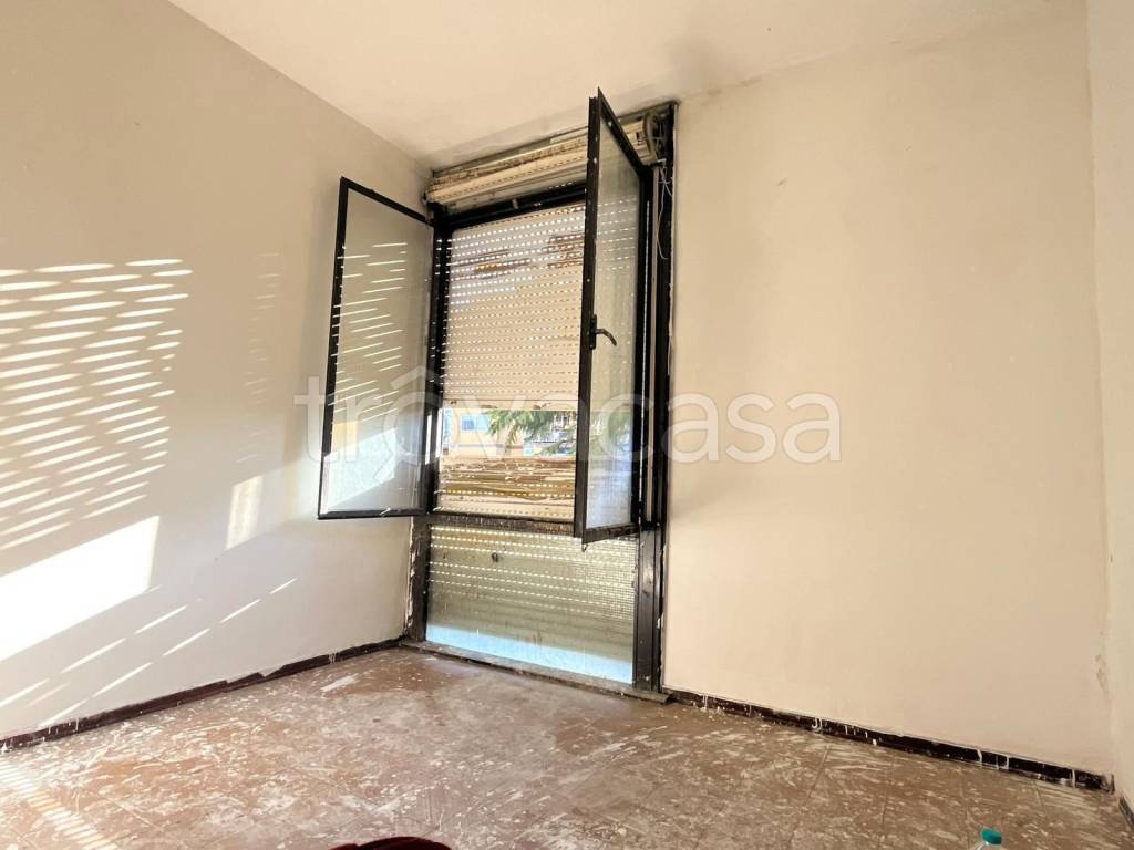 appartamento in vendita a Roma in zona Torre Angela