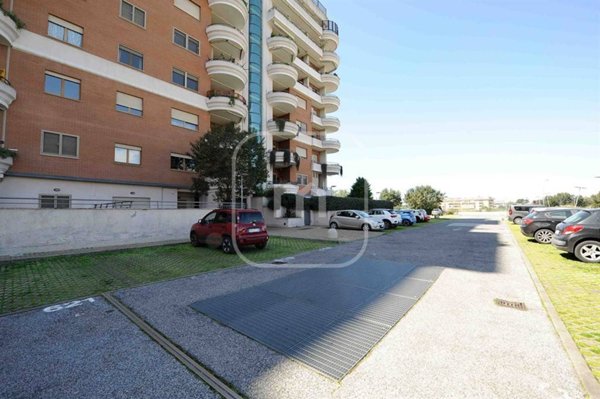 appartamento in vendita a Roma in zona Acilia