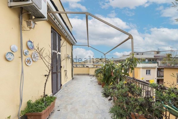 appartamento in vendita a Roma in zona Gianicolense