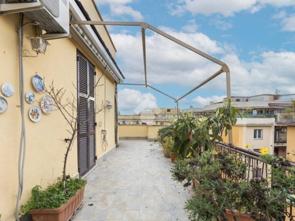 appartamento in vendita a Roma in zona Gianicolense