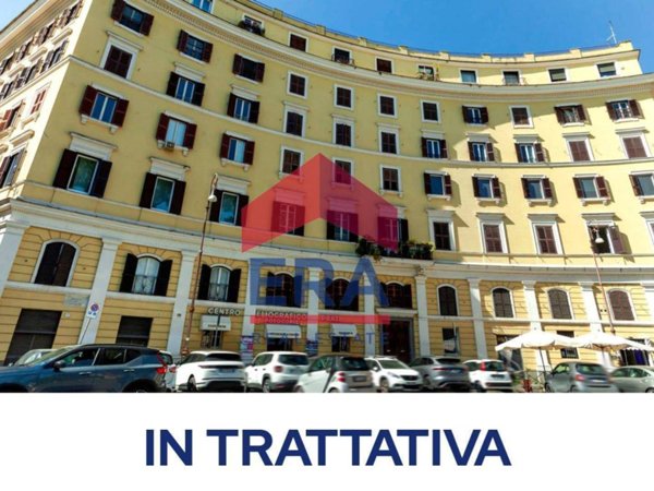 negozio in vendita a Roma in zona Rione Prati