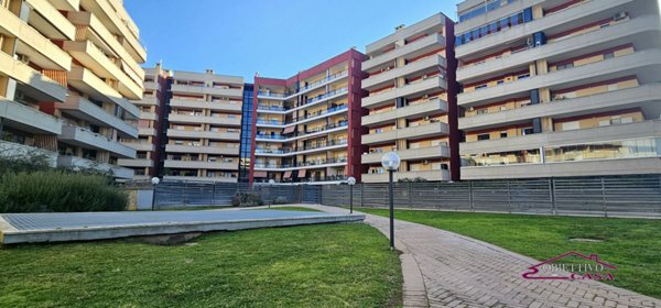 appartamento in vendita a Roma in zona Fonte Laurentina