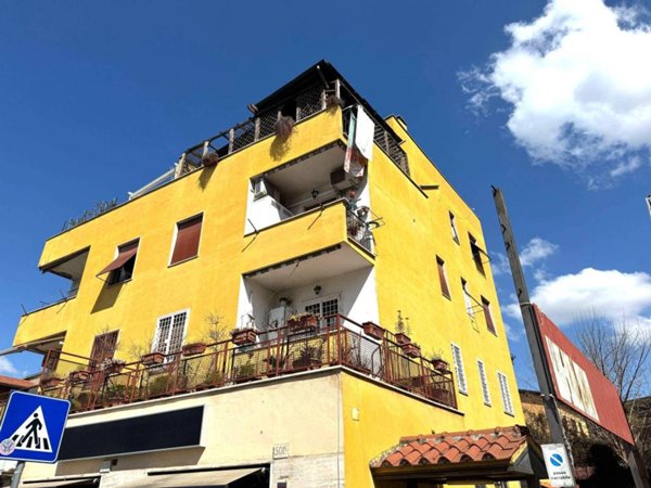 appartamento in vendita a Roma in zona Rione Monti/Campitelli