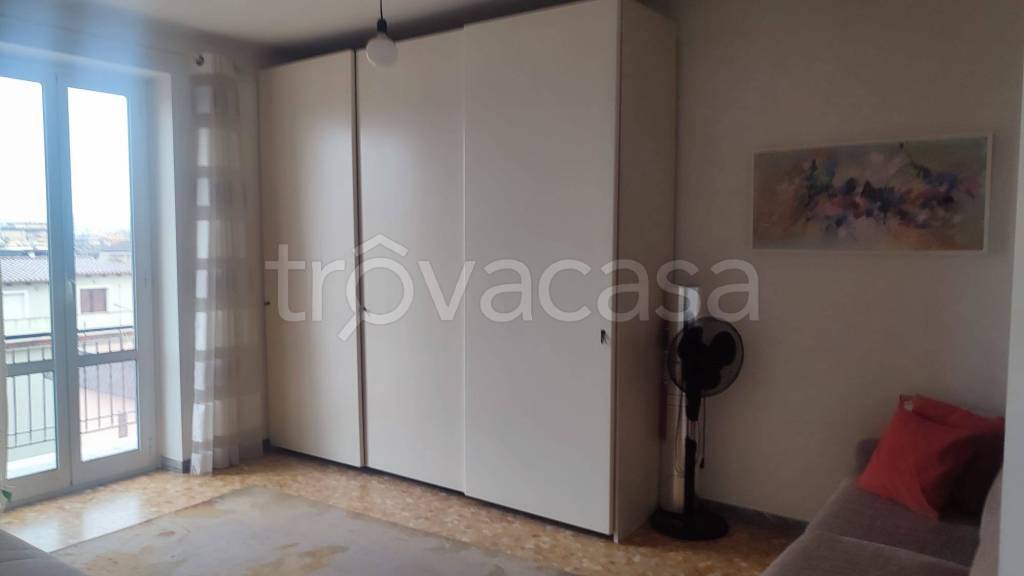appartamento in vendita a Roma in zona Torre Angela
