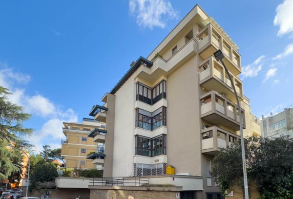 appartamento in vendita a Roma in zona Della Vittoria