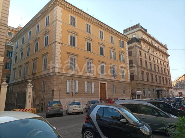 appartamento in vendita a Roma in zona Rione Prati