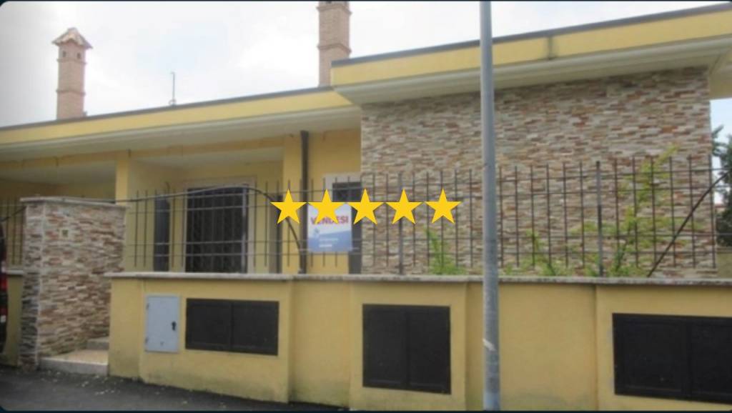 appartamento in vendita a Roma in zona Torre Gaia
