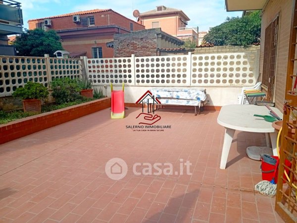 appartamento in vendita a Roma in zona Ostia