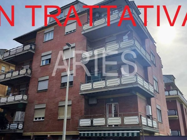 appartamento in vendita a Roma in zona Ostia Antica