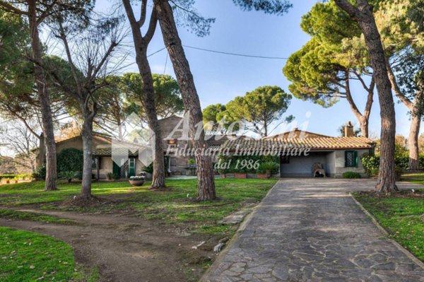 casa indipendente in vendita a Roma in zona Parioli