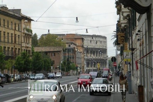 appartamento in vendita a Roma in zona Celio